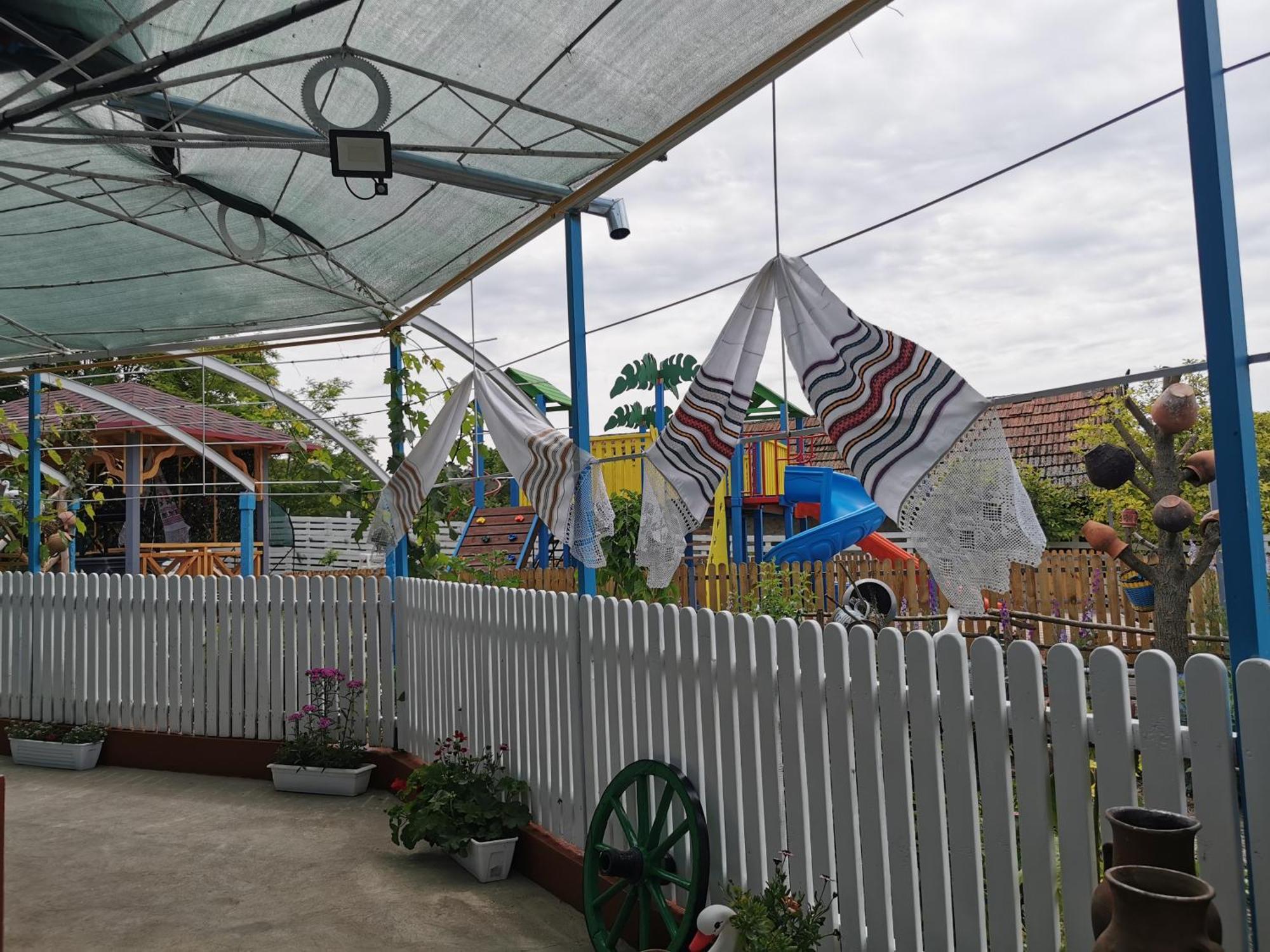 La Madalina Bed & Breakfast Selemet Exterior photo