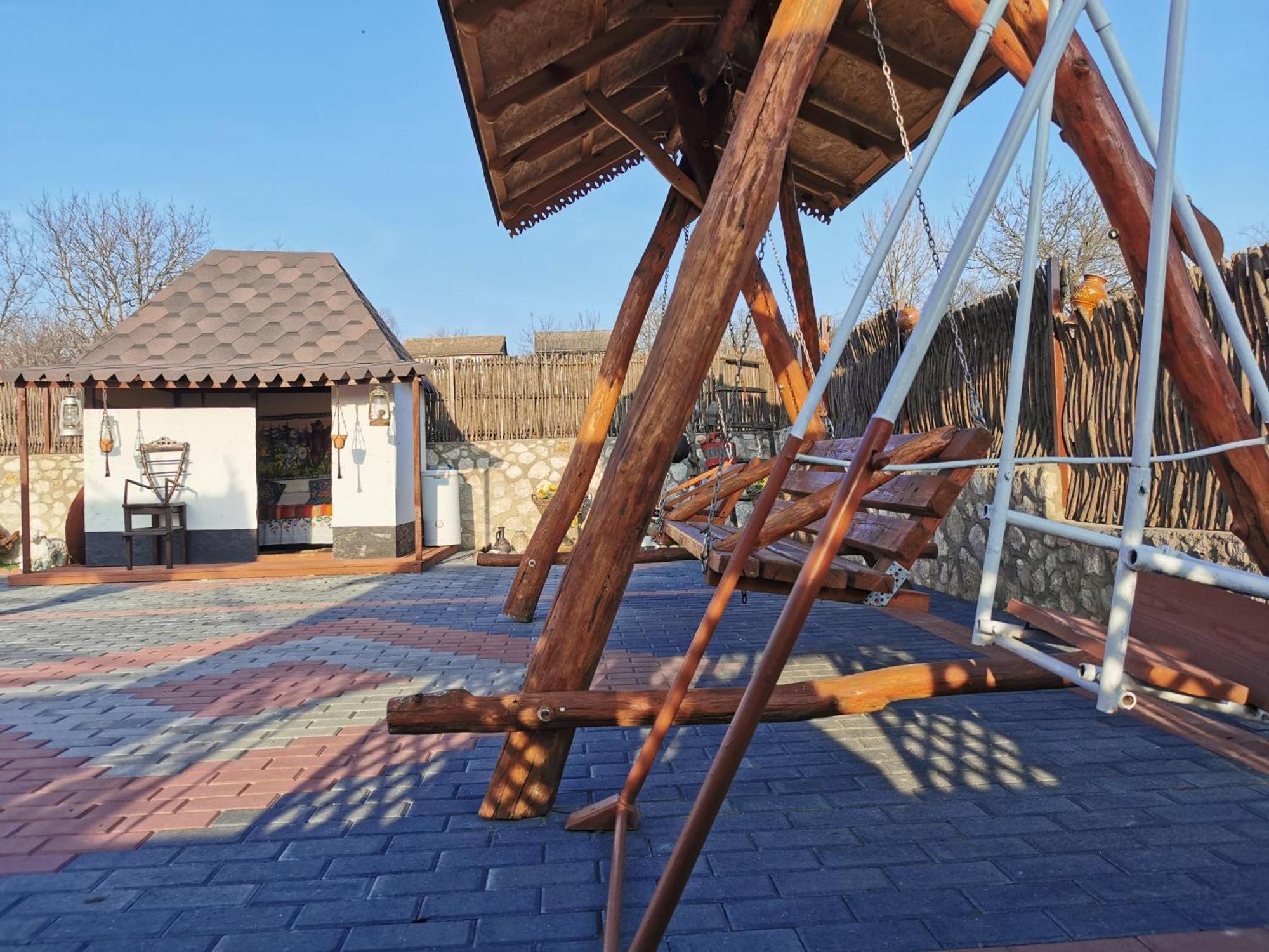 La Madalina Bed & Breakfast Selemet Exterior photo