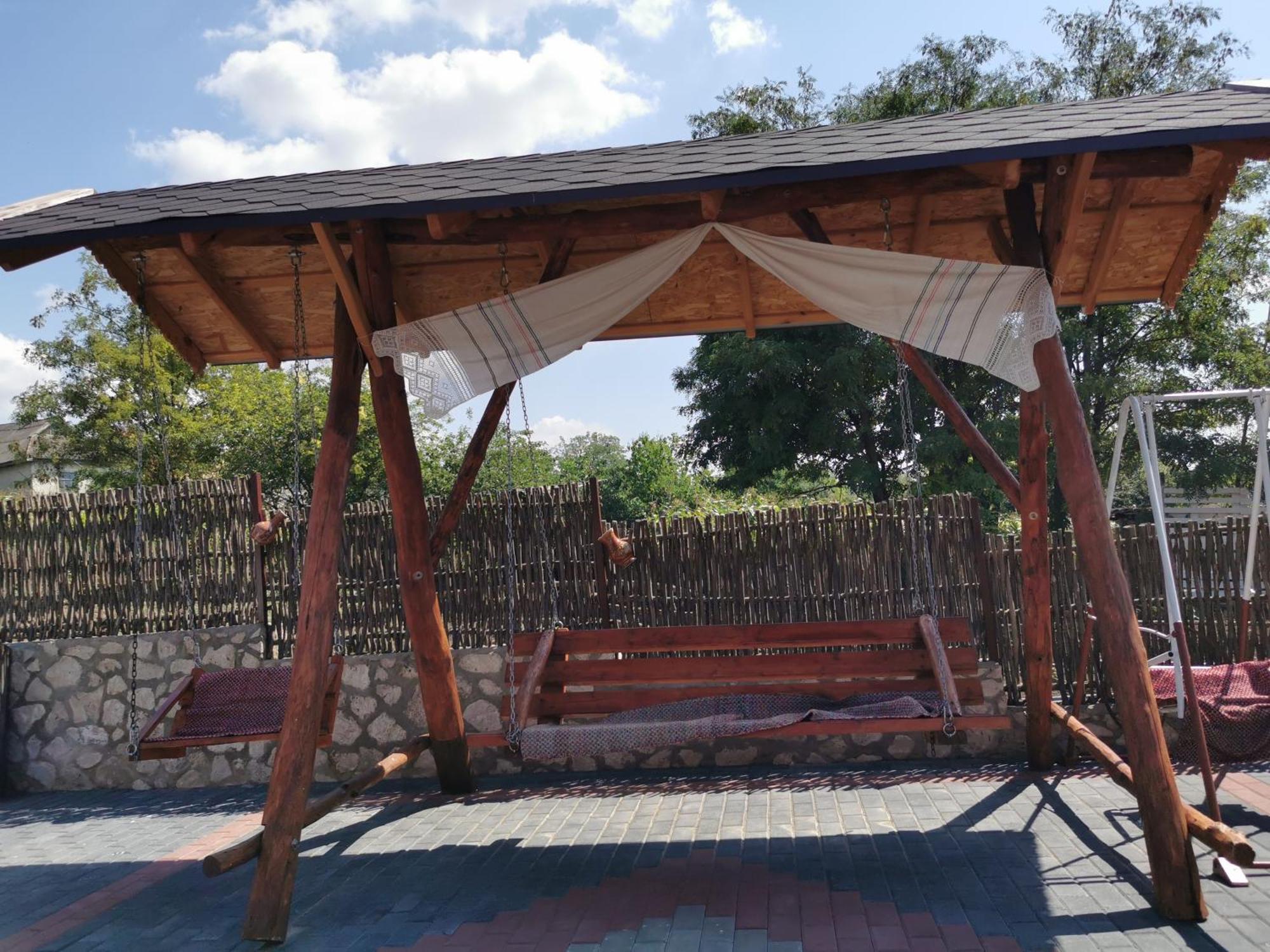 La Madalina Bed & Breakfast Selemet Exterior photo