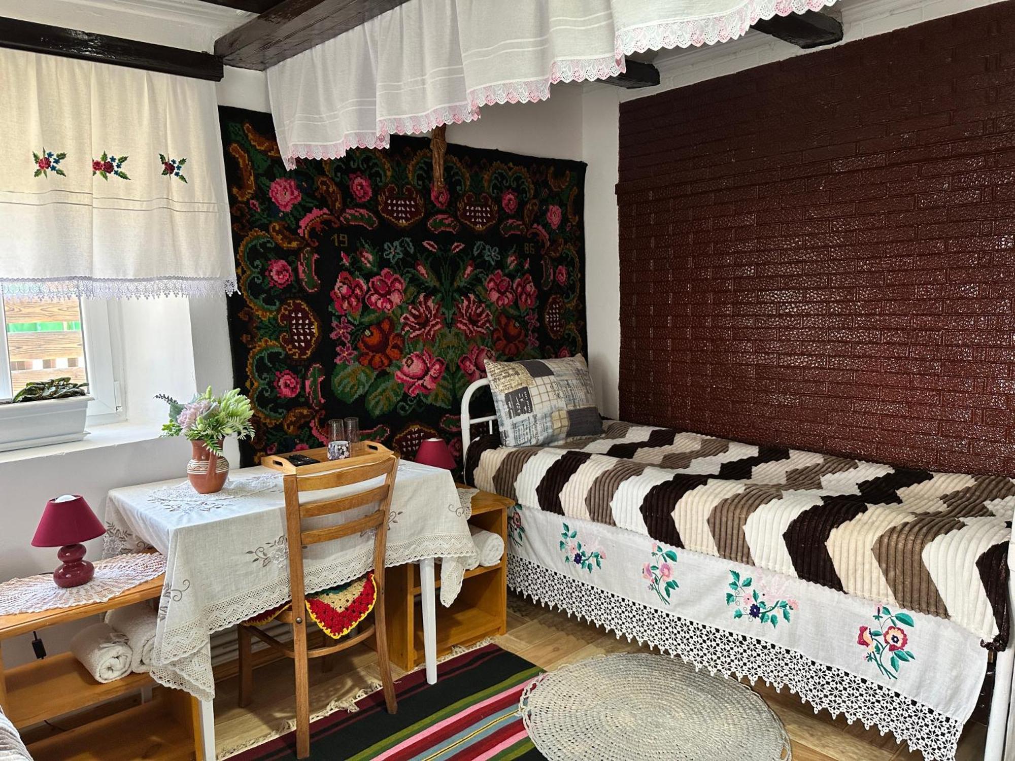 La Madalina Bed & Breakfast Selemet Exterior photo